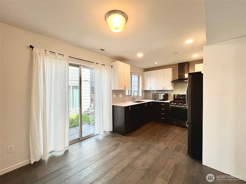 4th image of 7531 43rd Avenue S