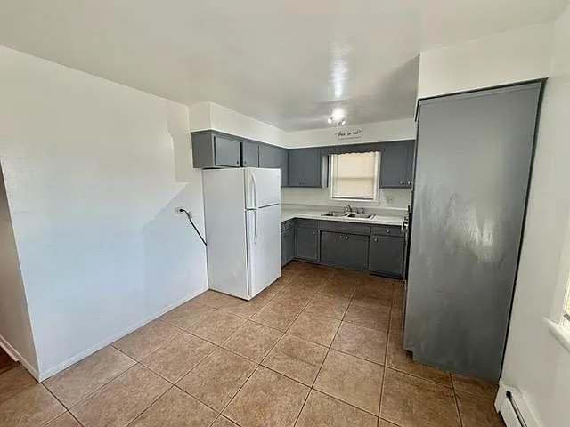 2531 Burr Oak Ave — Photo 2