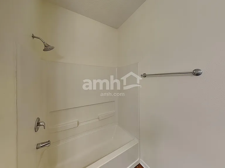 5116 Piazza Loop — Photo 14