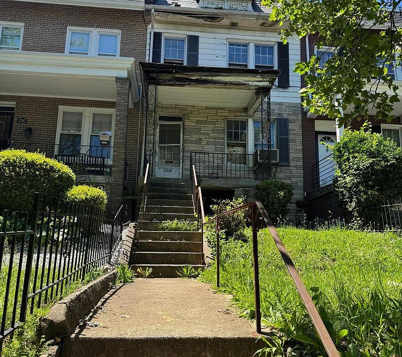 1st image of 1705 M St NE