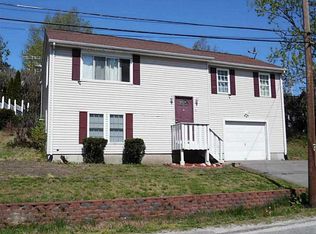 59 New St, Woonsocket, RI 02895