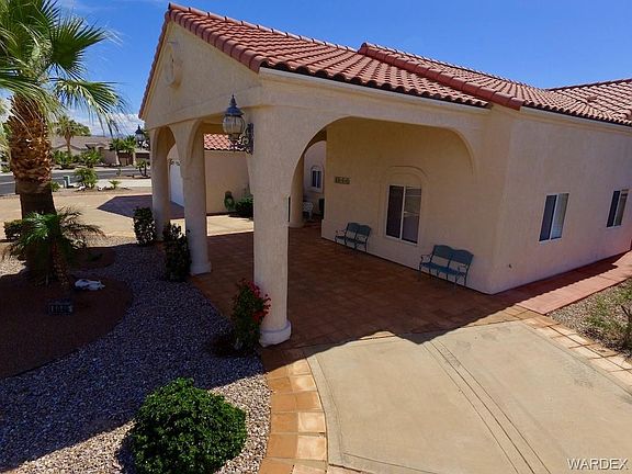 3rd image of 6046 S Lago Grande Dr