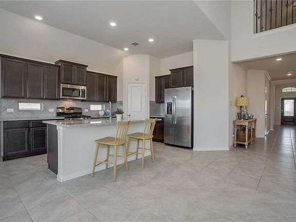4th image of 1230 Chad Dr