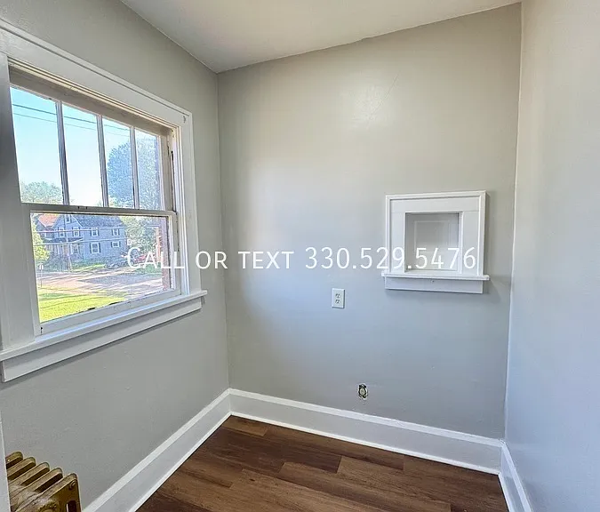 1259 Oxford Ave NW — Photo 15