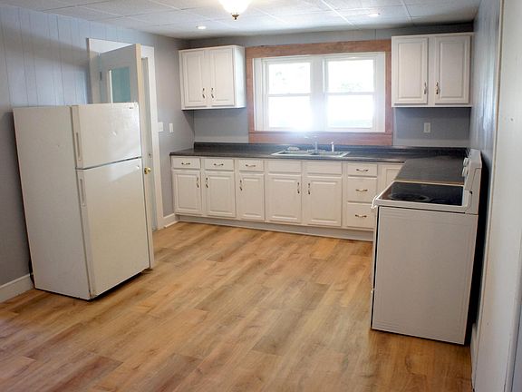 2nd image of 402 Hamilton St APT 1