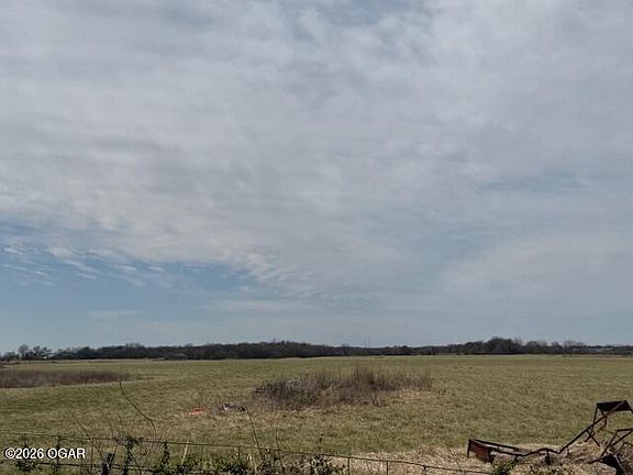 5th image of Xxx1 Nighthawk Rd