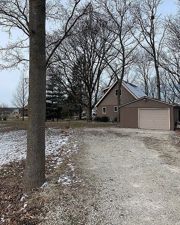 1st image of 121 Wyandotte Dr