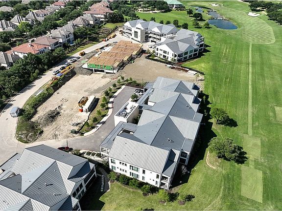 3rd image of 350 N O'Connor Ridge Blvd #21