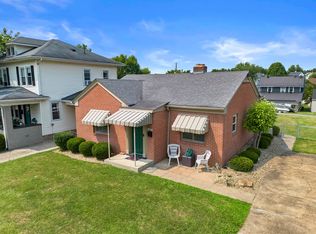 3265 Ridgeway Dr, Ashland, KY 41102