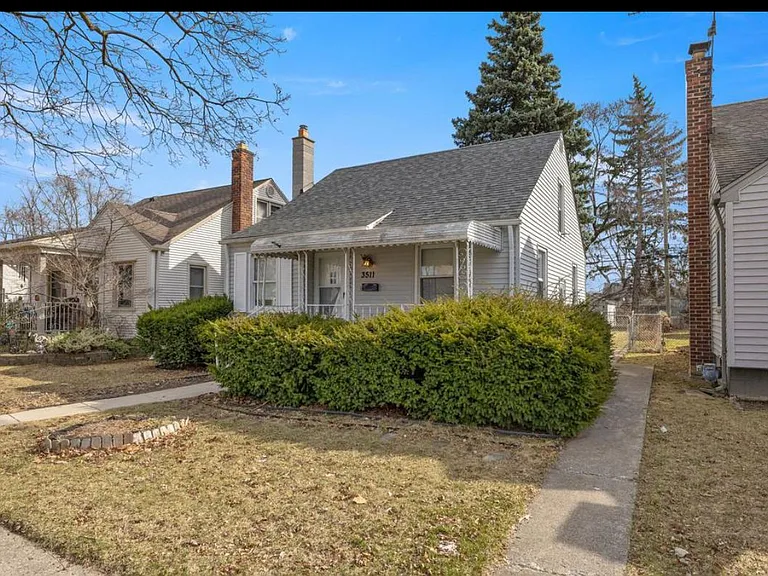 3511 Monroe St — Photo 24