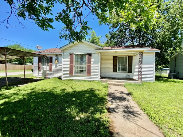 1301 SE 14th St, Mineral Wells, TX 76067