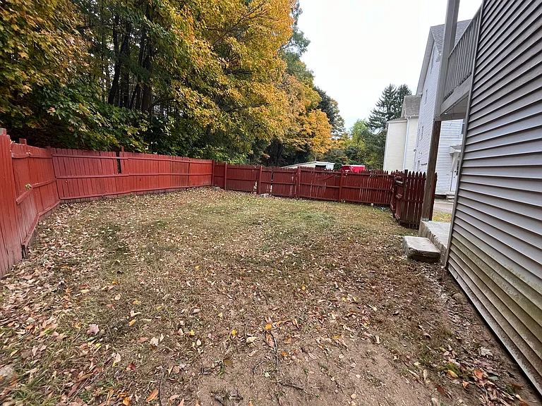 717 Main St #3 — Photo 10