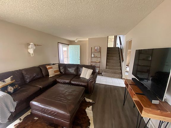 3rd image of 1509 Belmont Dr