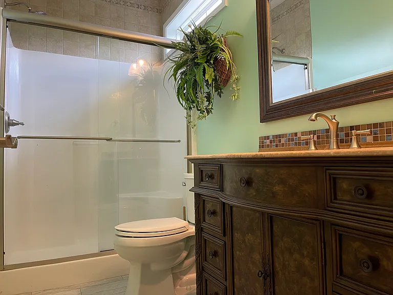 213 Duchess Ct — Photo 11