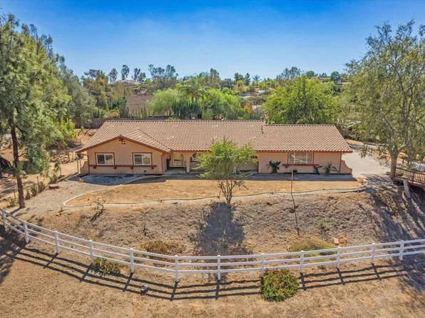 1205 Alice St, Ramona, CA 92065