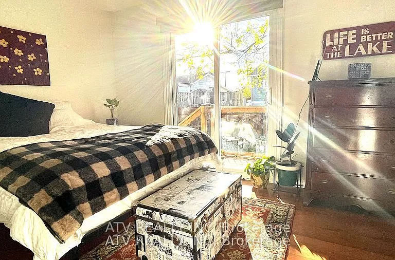 696 Balaton Ave — Photo 7
