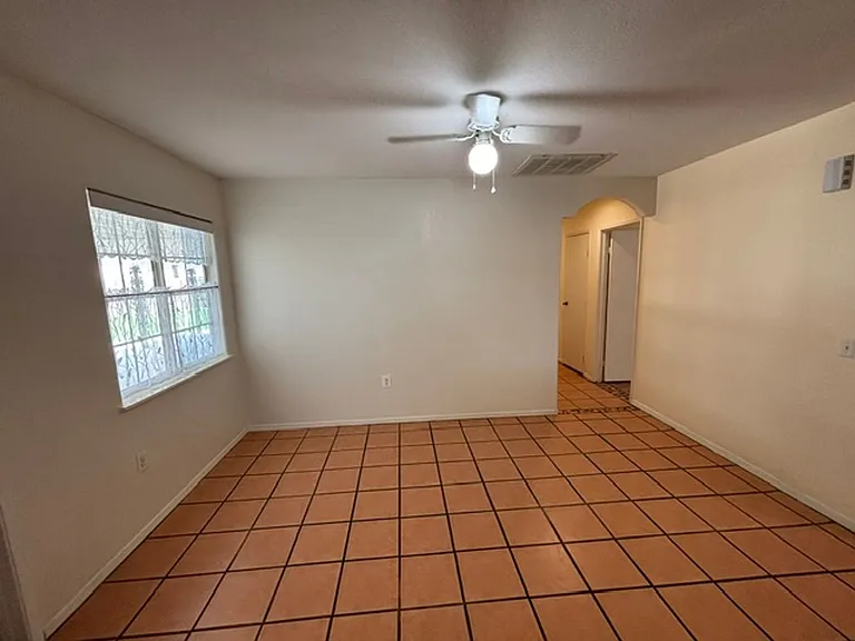 2087 S 9th St — Photo 5