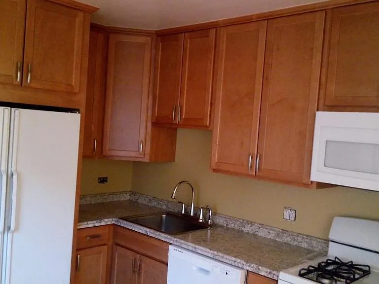 5117 N Neva Ave — Photo 4