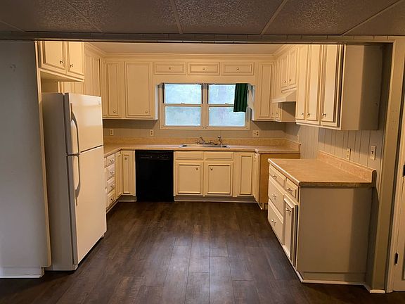 4th image of 4853 Pinto Dr