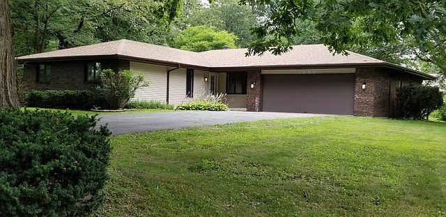 1st image of 1369 Castlehill Dr