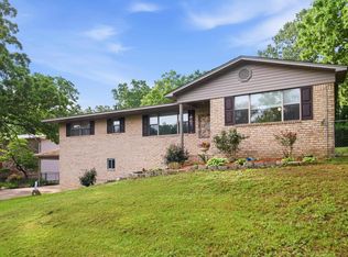 106 Harrison Pl, Hot Springs, AR 71913
