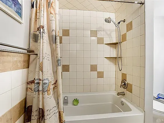 5543 Barnard Dr — Photo 33