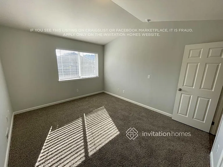 9008 191st St E — Photo 16