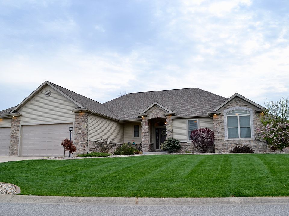 1st image of 57809 Hillside Dr