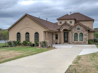 1702 Opal Trl, Willis, TX 77378