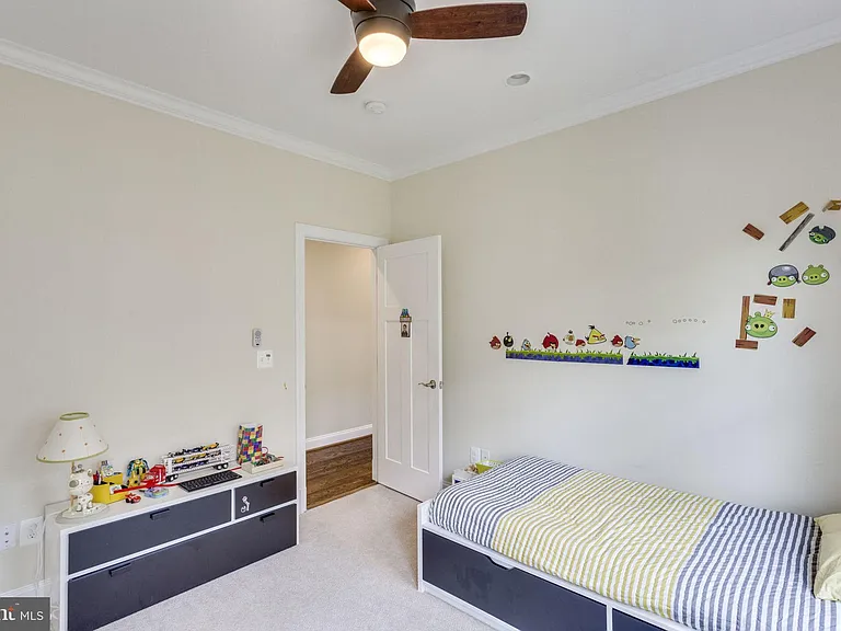 312 Pine St — Photo 23