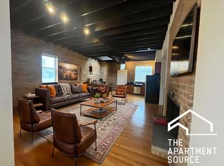 920 W Belmont Ave #2S, Chicago, IL 60657