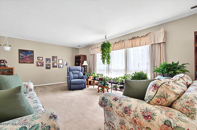 4th image of 53 Harmon Road