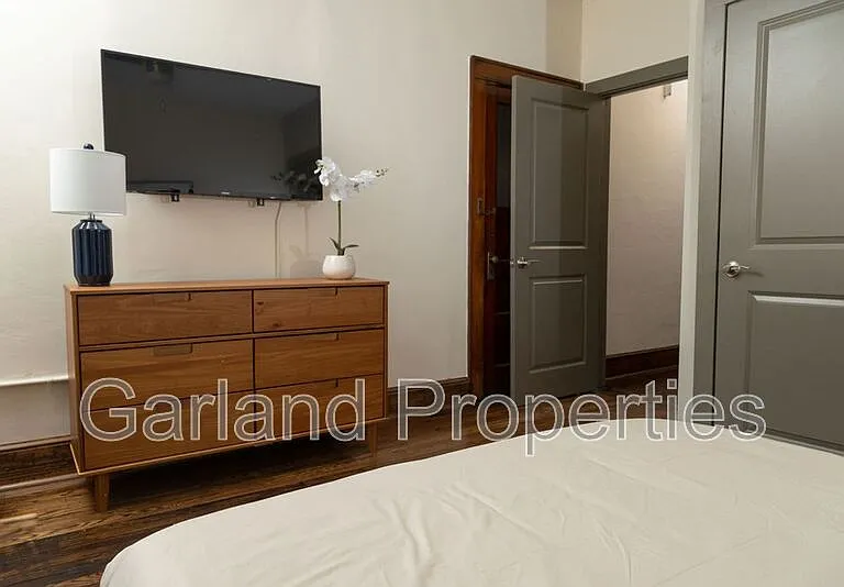 829 Salem Ave SW #3 — Photo 2