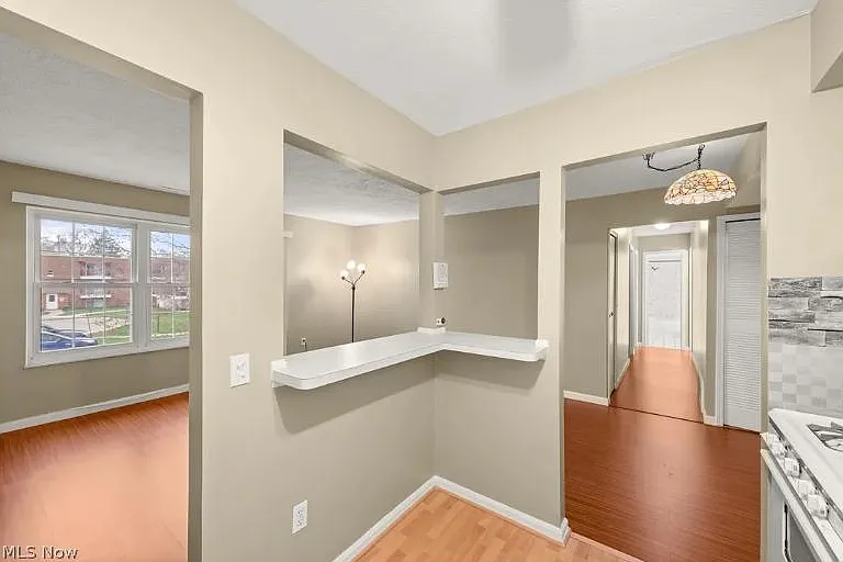 4787 Columbia Rd #204 — Photo 10