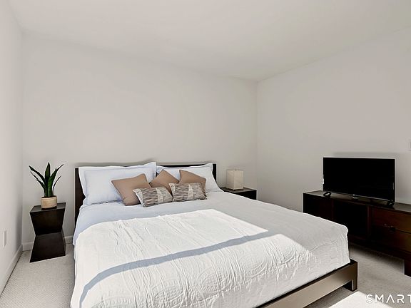 2nd image of 3 Seir Hill Road #D5