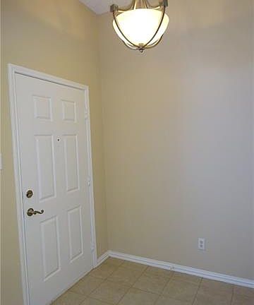 2nd image of 5740 Vandalia Trl