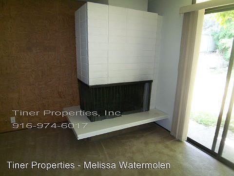 3rd image of 7606 Northeast Cir