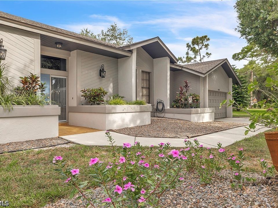 1st image of 12395 McGregor Woods Cir