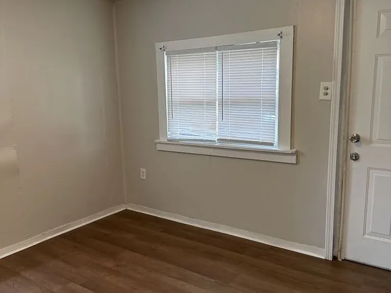 4020 Kirkland Ave — Photo 4