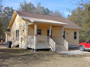 63 E Michaelangelo Rd, Defuniak Springs, FL 32433