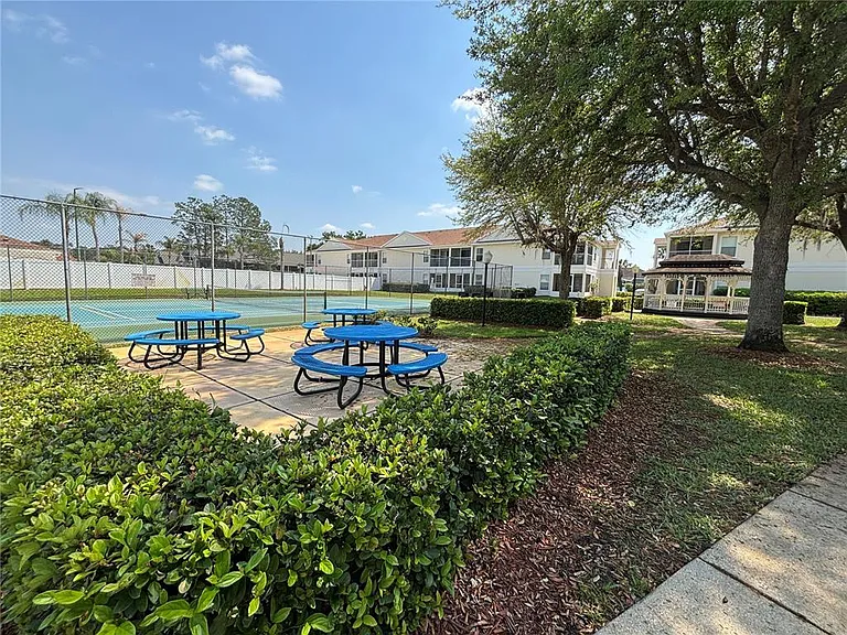 8838 Coral Palms Ct #B — Photo 25