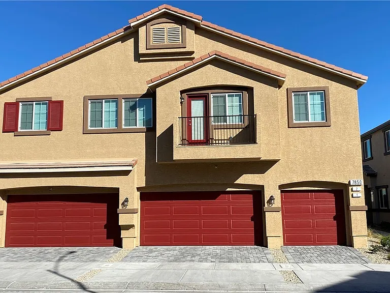7850 Aurora Sky St — Photo 1