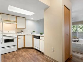 Brentwood Apartments