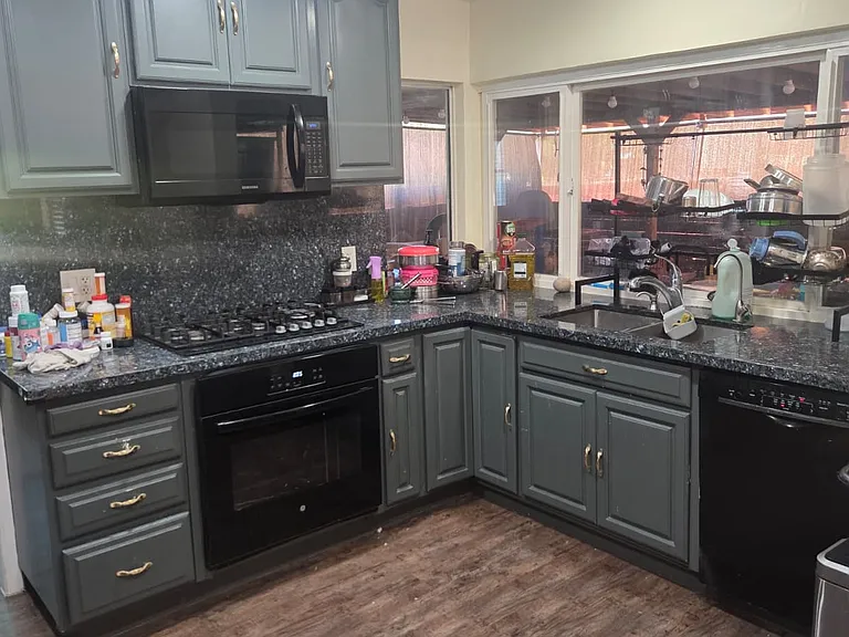 2432 Topaz Dr — Photo 9