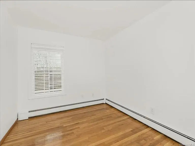 2169 Davidson Ave #B — Photo 10