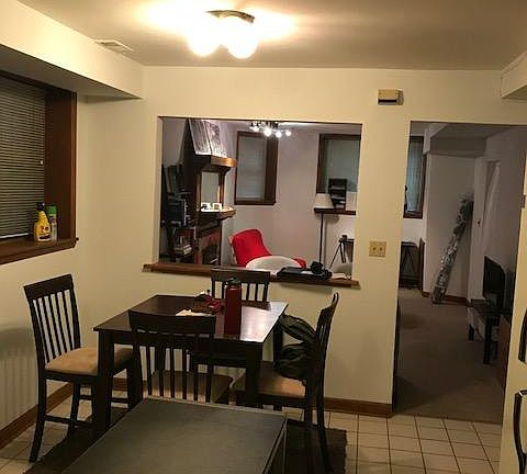 5th image of 1305 N Hoyne Ave #1