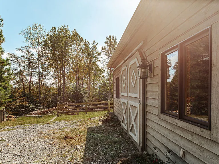 161 Wood House Ln — Photo 33