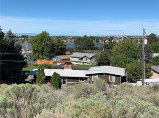 1238 S Division St, Moses Lake, WA 98837