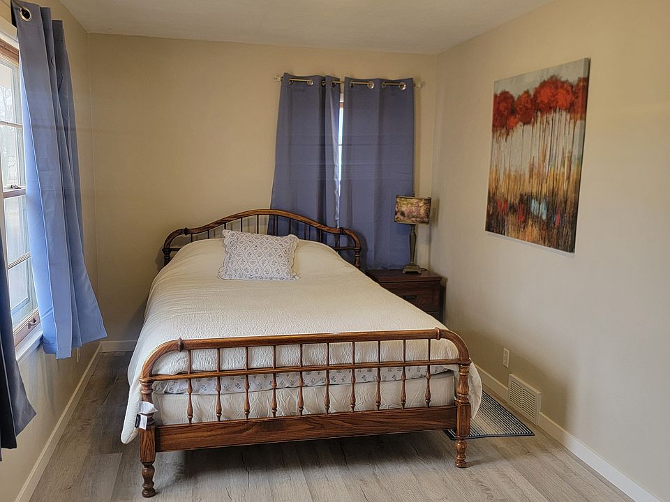 1st image of 428 17th St SE APT 3