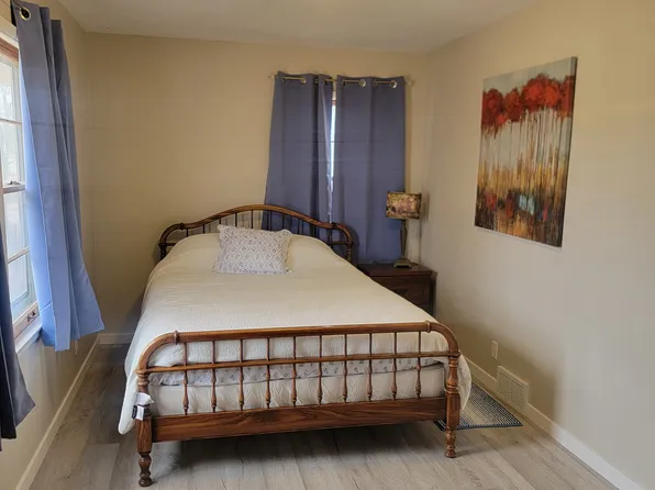 428 17th St SE APT 3, Cedar Rapids, IA 52403